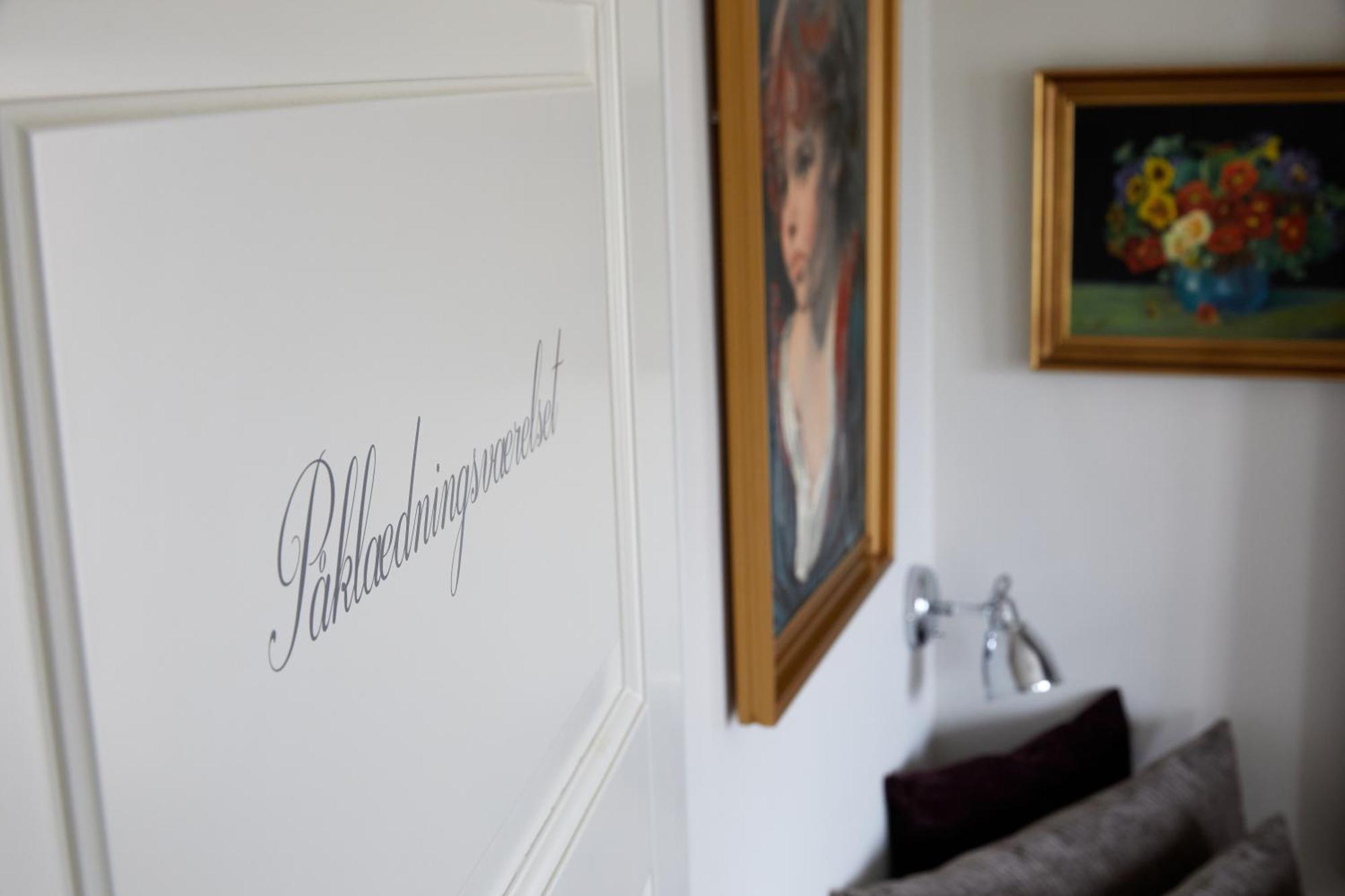 Gl. Avernaes Sinatur Hotel & Konference Ebberup Exterior photo